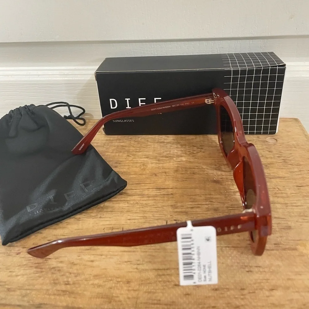 DIFF Nutshell 56mm Makay Square Sunglasses
